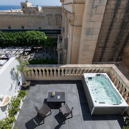 U Collection - A Luxury Collection Suites, วัลเลตตา ภายนอก รูปภาพ