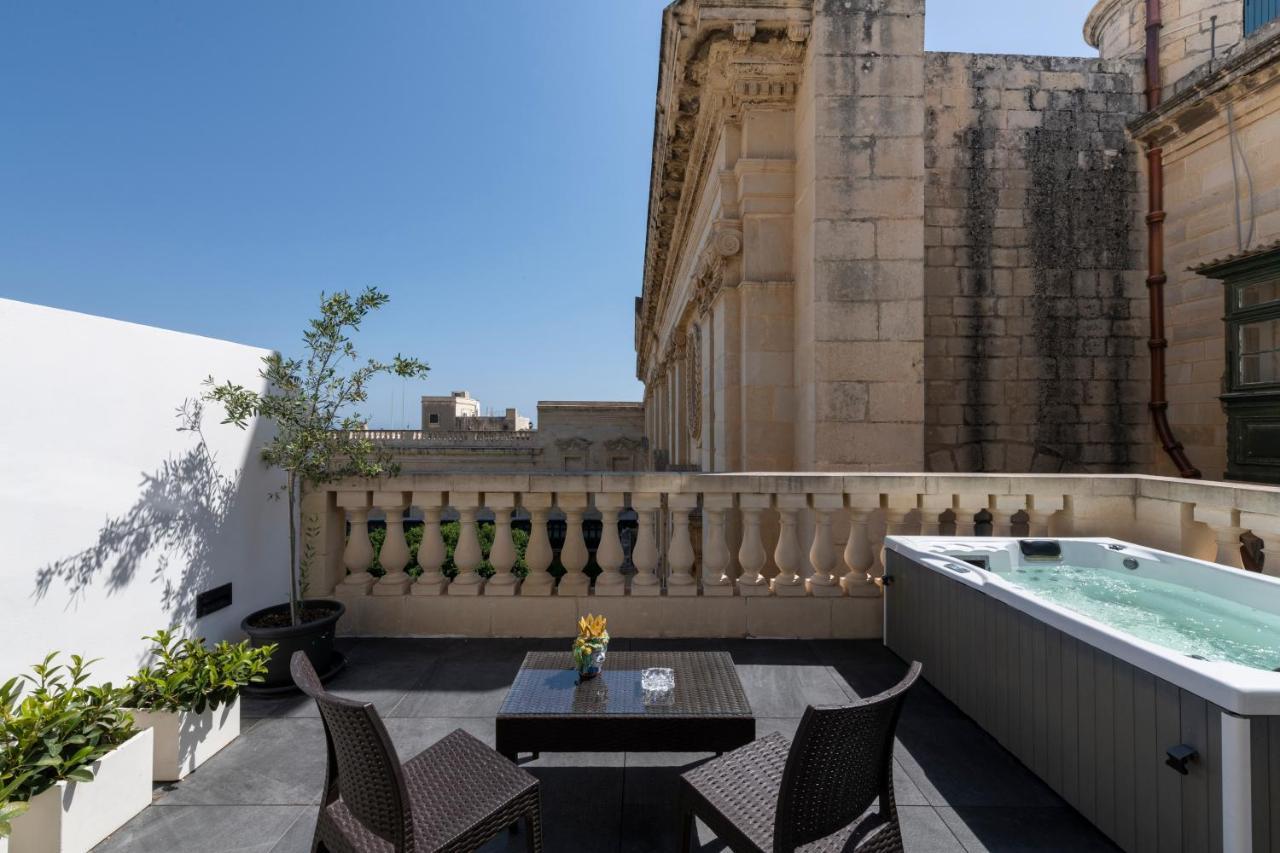 U Collection - A Luxury Collection Suites, วัลเลตตา ภายนอก รูปภาพ
